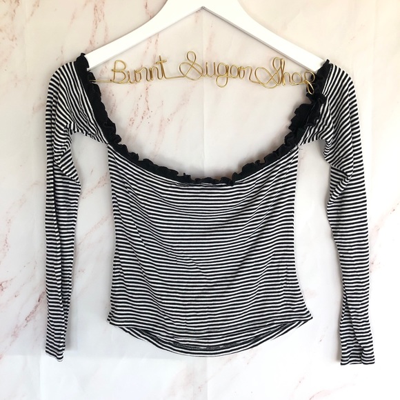 Forever 21 Tops - Forever21 striped lettuce edge off shoulder top